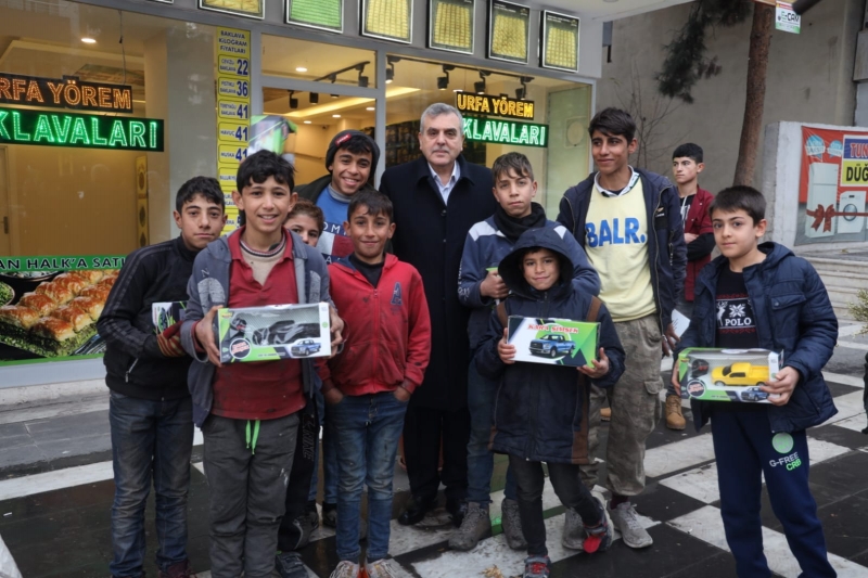 BAŞKAN BEYAZGÜL’DEN ESNAF ZİYARETİ