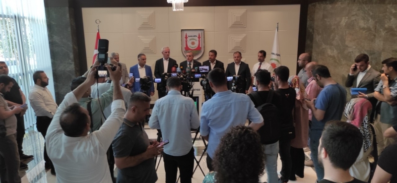 BAŞKAN BEYAZGÜL’DEN KONUT HAMLESİ