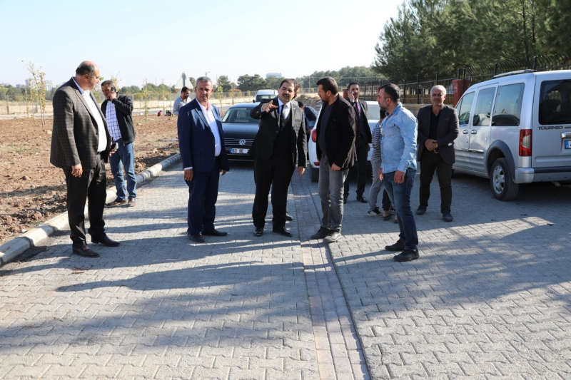 BAŞKAN CANPOLAT, AHMET YESEVİ’DE İNCELEMELERDE BULUNDU
