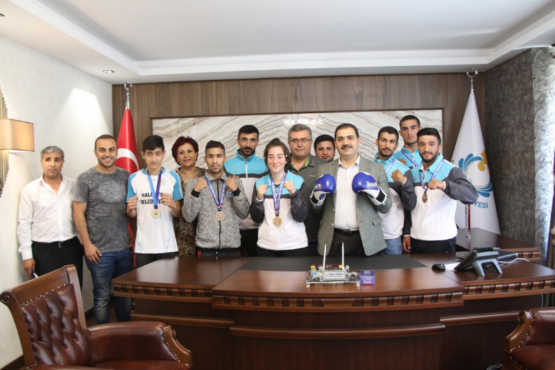 BAŞKAN CANPOLAT: GENÇLERİMİZİ YETİŞTİRMEK İÇİN SPOR VE BİLİM FAALİYETLERİNE DEVAM EDECEĞİZ