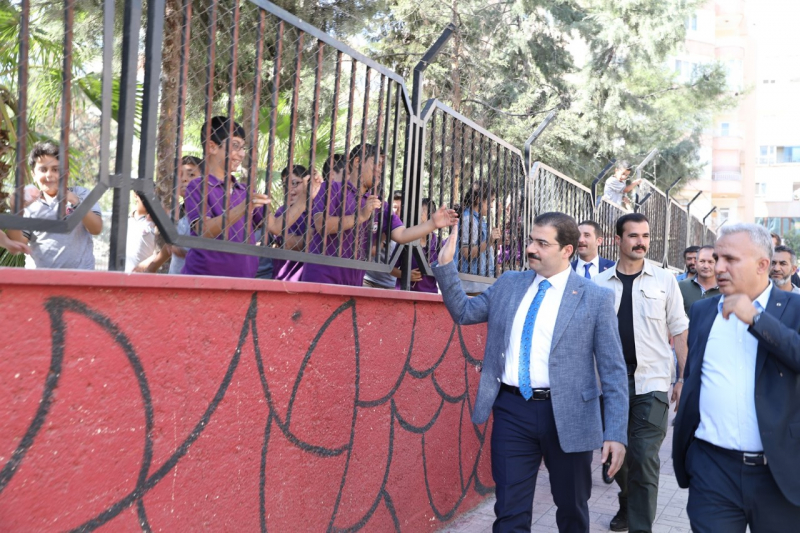 BAŞKAN CANPOLAT, HALKLA İÇ İÇE OLMAYI SÜRDÜRÜYOR