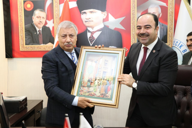 BAŞKAN ÇİFTÇİ, BU KEZ BİRECİK'TE