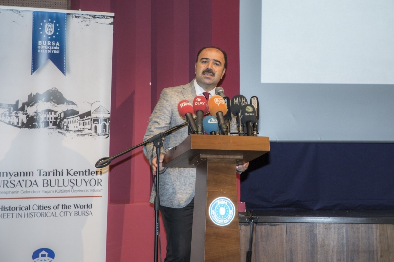 BAŞKAN ÇİFTÇİ, DÜNYA TARİHİ KENTLER BİRLİĞİ 2018 KONFERANSIN’DA ŞANLIURFA’YI TANITTI