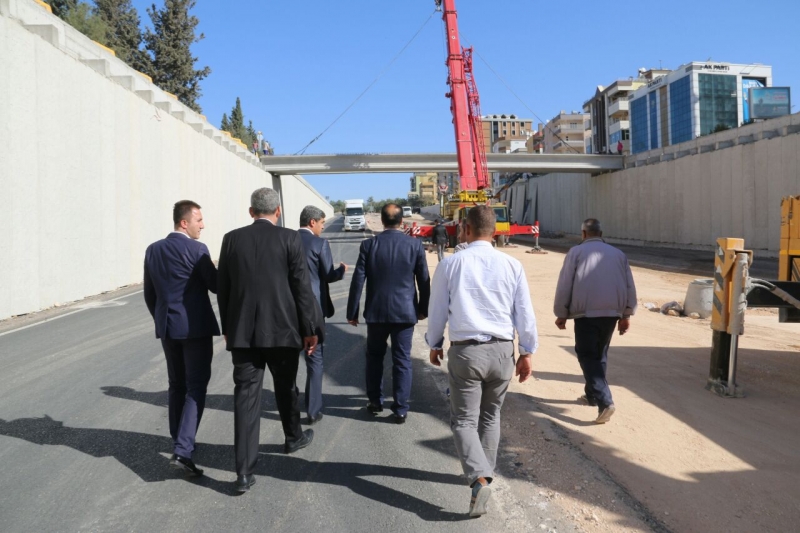 BAŞKAN ÇİFTÇİ, KÖPRÜLÜ KAVŞAKLARDAKİ ÇALIŞMALARI İNCELEDİ