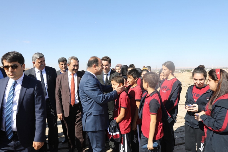 BAŞKAN ÇİFTÇİ, ÖĞRENCİLERİ BİLİMİN ANAVATANINDA AĞIRLADI
