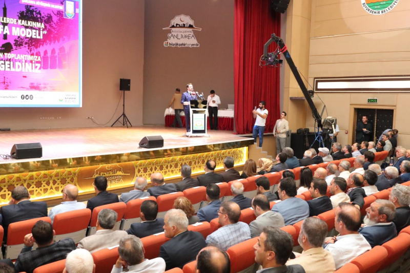 BAŞKAN ÇİFTÇİ, 'YERELDE KALKINMA MODELİNİ' TANITTI