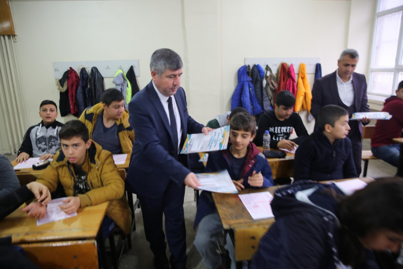 BAŞKAN DEMİRKOL, 12 BİN ÖĞRENCİNİN EĞİTİMİNE KATKI SAĞLADI
