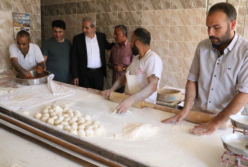 BAŞKAN DEMİRKOL, ÇAMLIDERE’DE VATANDAŞLARLA GÖRÜŞTÜ