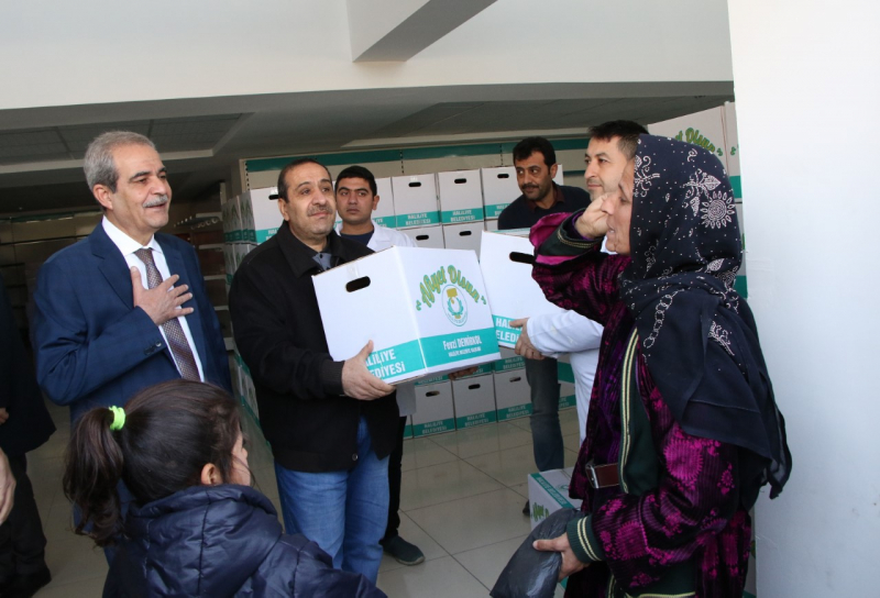 BAŞKAN DEMİRKOL, ÇÖLYAK HASTALARININ HER ZAMAN YANINDA OLUYOR