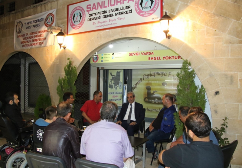 BAŞKAN DEMİRKOL: ENGELLİ KARDEŞLERİMİZİN HER ZAMAN YANINDAYIZ