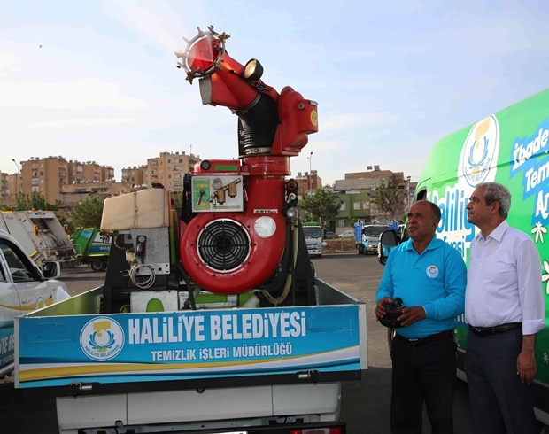 BAŞKAN DEMİRKOL: İLAÇLAMADA HİÇBİR SINIR TANIMADAN SAHADAYIZ