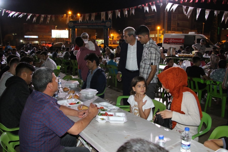 BAŞKAN DEMİRKOL: RAMAZAN SOFRALARIMIZA GELEN TÜM HALKIMIZA TEŞEKKÜR EDERİZ
