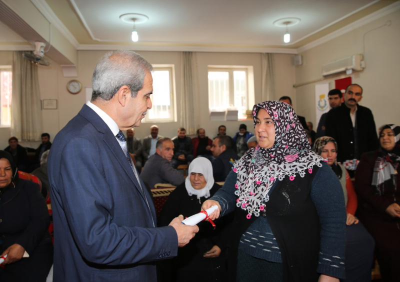 BAŞKAN DEMİRKOL, SÜLEYMANİYE’DE 131 MALİKİ DAHA TAPULARINA KAVUŞTURDU