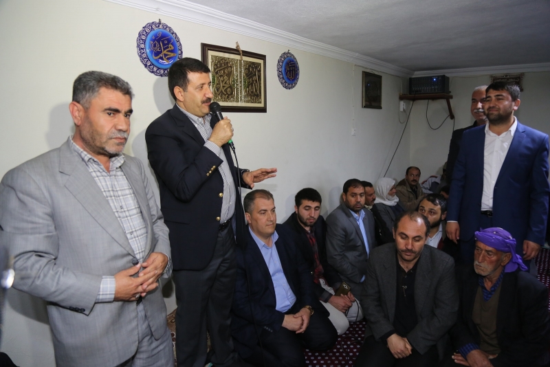 BAŞKAN EKİNCİ 'EVET' İÇİN SAHADA