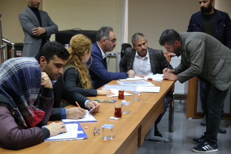 BAŞKAN KUŞ TALEPLERİ DİNLEDİ, ANINDA YERİNE GETİRDİ.