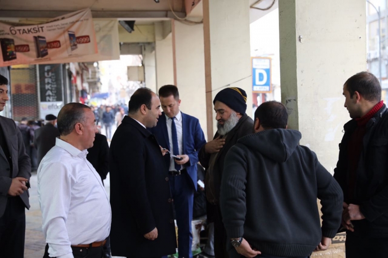 BAŞKAN NİHAT ÇİFTÇİ'DEN ESNAF ZİYARETİ
