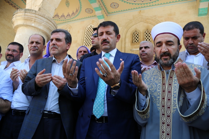 BAŞKANLAR, ÜLKENİN HUZURU İÇİN BİRLİKTE DUA ETTİLER