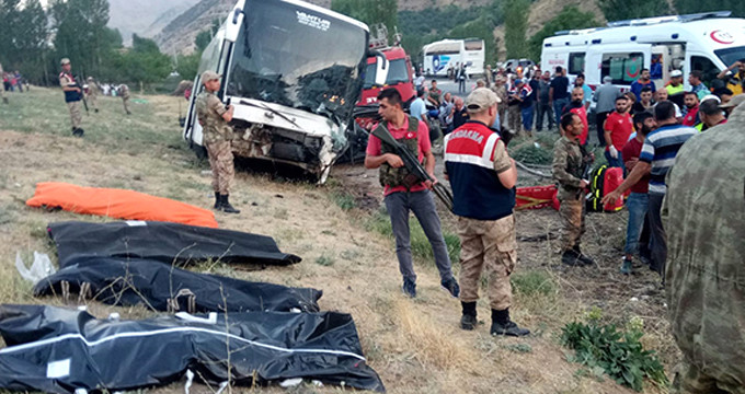 Bayram Tatilinin İlk Gününde Kaza Bilançosu: 10 Ölü, 58 Yaralı