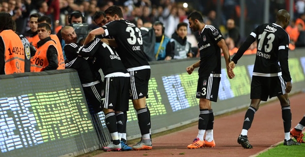 Beşiktaş Çaykur Rizespor'u 1-0 Yendi