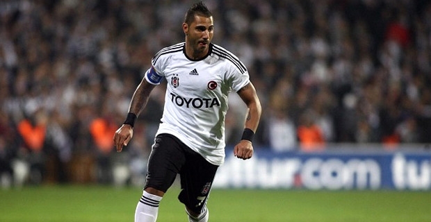 Beşiktaş, Quaresma'yla 2 Yıllık Sözleşme İmzaladı