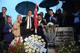 Beşiktaş, Şampiyonluk Kupasını Şehit Olan Vefa Müdüre Getirdi