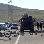 Birecik'te 2 Otomobil Çarpıştı: 1 Ölü, 8 Yaralı