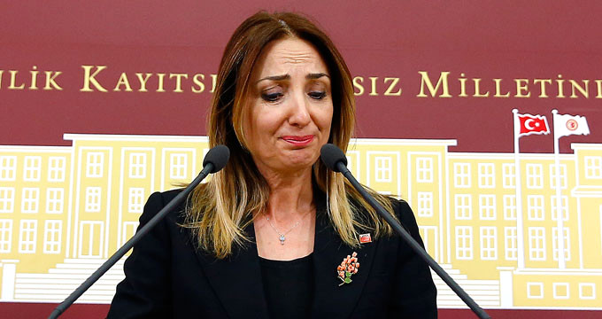 CHP'den İhraç Edilen Ankara Milletvekili Aylin Nazlıaka: Yüreğim Yanıyor 