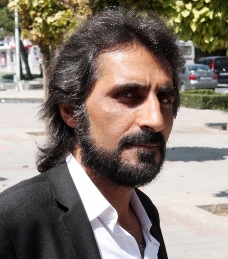 Elazığlı Ahmet Karakuş'un Abdülhey'e Benzerliği Şaşırtıyor