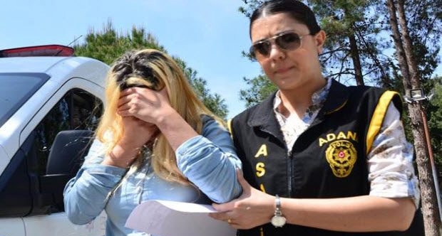 Çift kardeşine fahişelik yaptıran kadınlara ait suçüstü