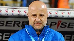 Şanlıurfaspor'da teknik direktör Levent Devrim istifa etti.